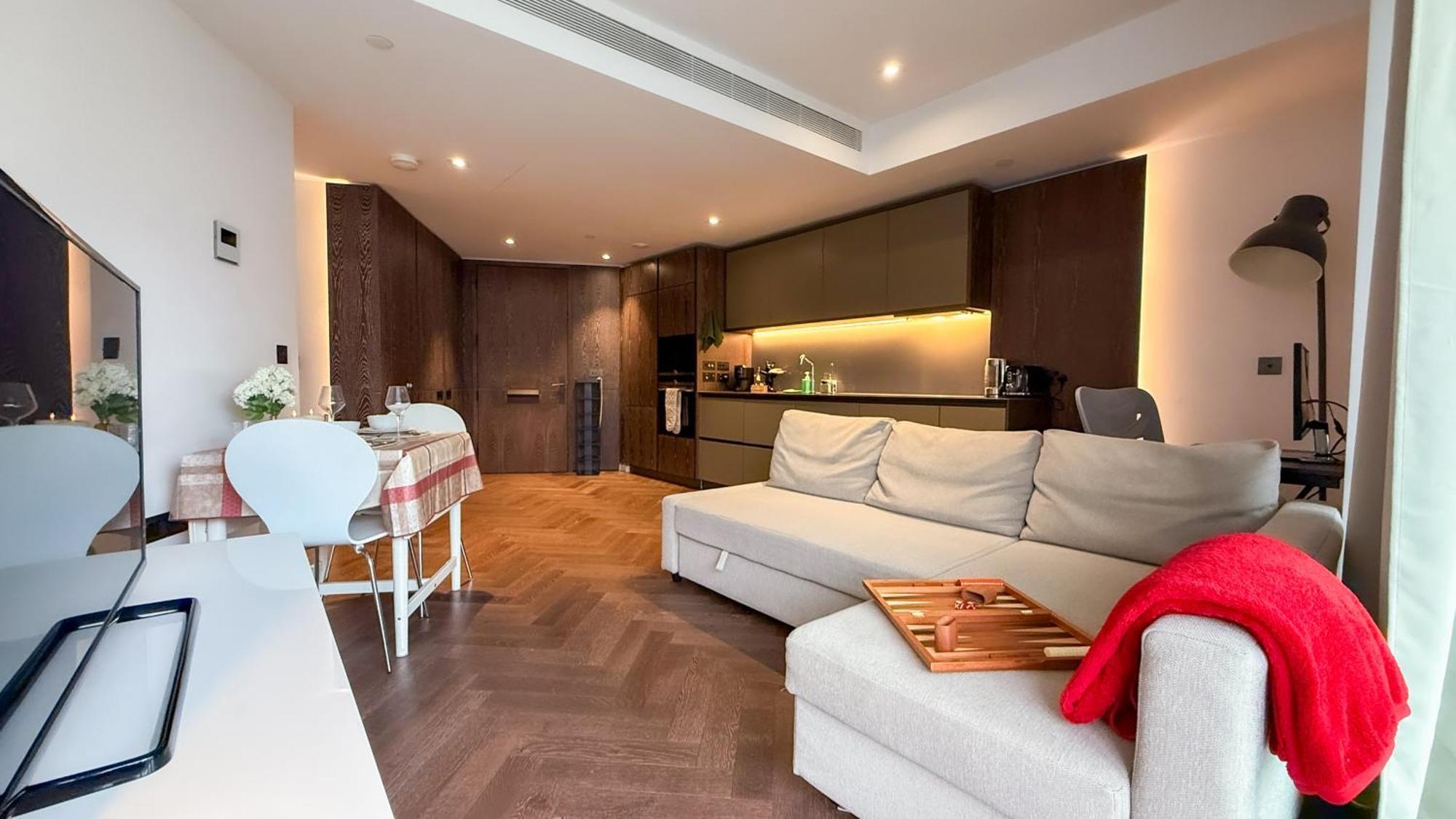 Luxury Apartment Steps From Battersea Power St And Close To Victoria & Chelsea London Exterior foto